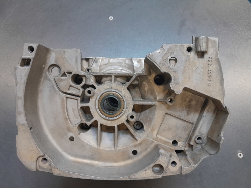 Картер за моторен храсторез Husqvarna 343R, 343F, 343FR, 345R, 345RX, 345FX втора употреба